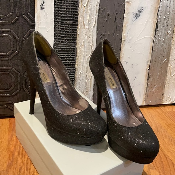 Steve Madden Shoes - Black sparkle Steve Madden platform heels